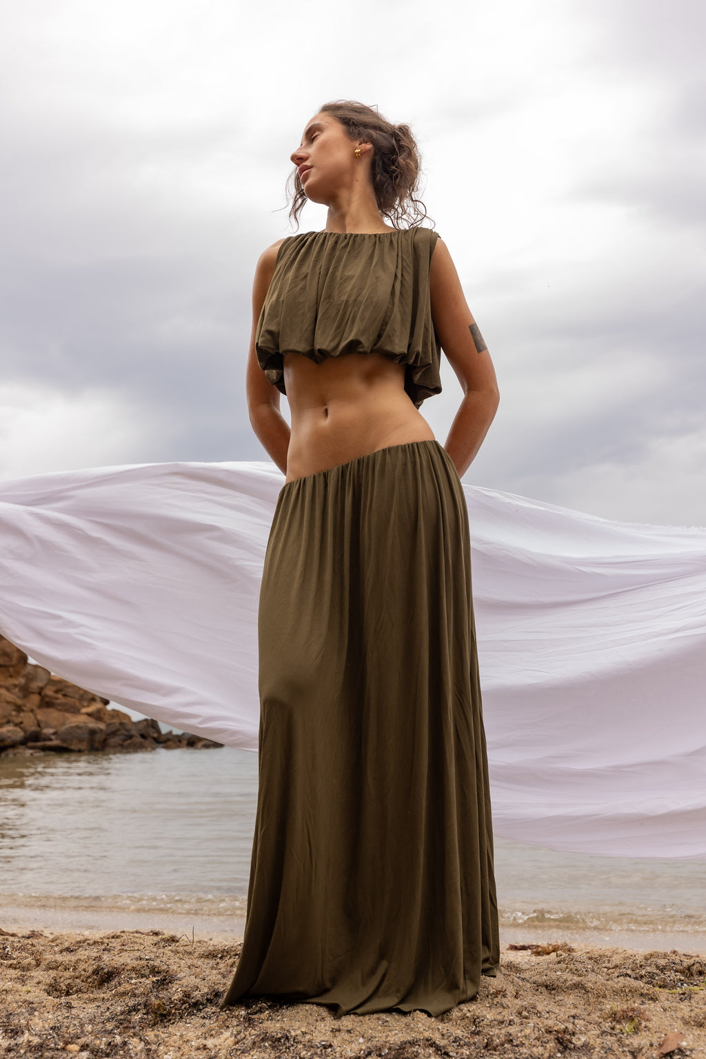 ELARA KHARKI SKIRT