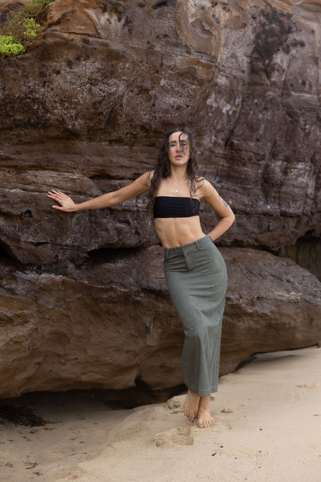 GIA STRUCTURED MAXI SKIRT